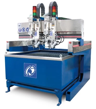 Máquina de grabado por chorro de agua CNC de 5 ejes